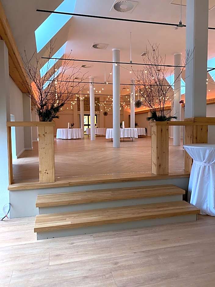 GUT & GASTLICH Stallmann-Hiestand