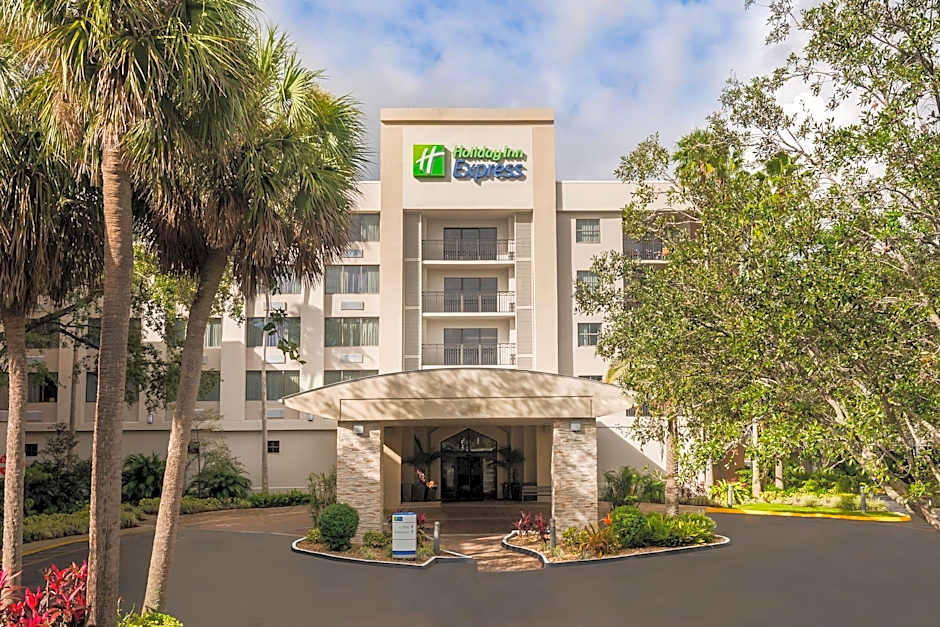 Holiday Inn Express Hotel & Suites Ft. Lauderdale-Plantation By IHG