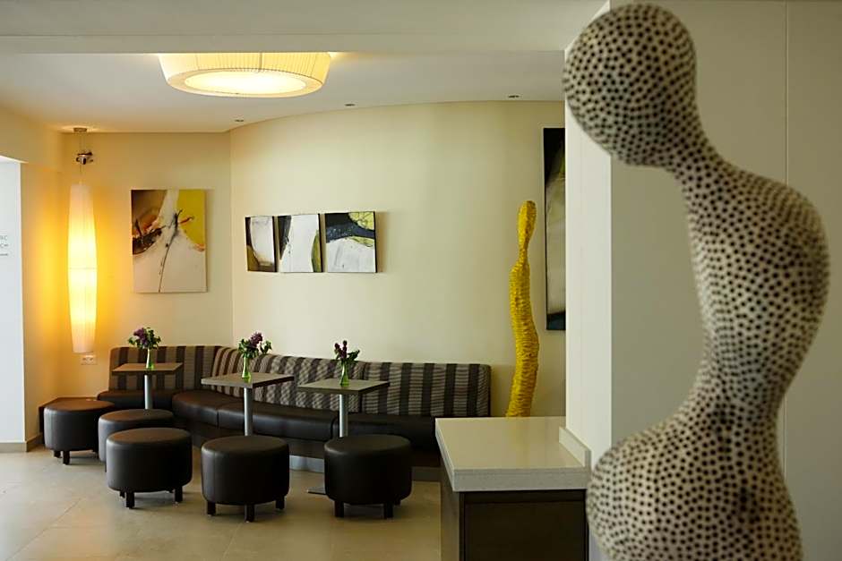 BIRKENHOF GOLS - B & B - Wohlfühl Hotel mit Wochenend-Restaurant