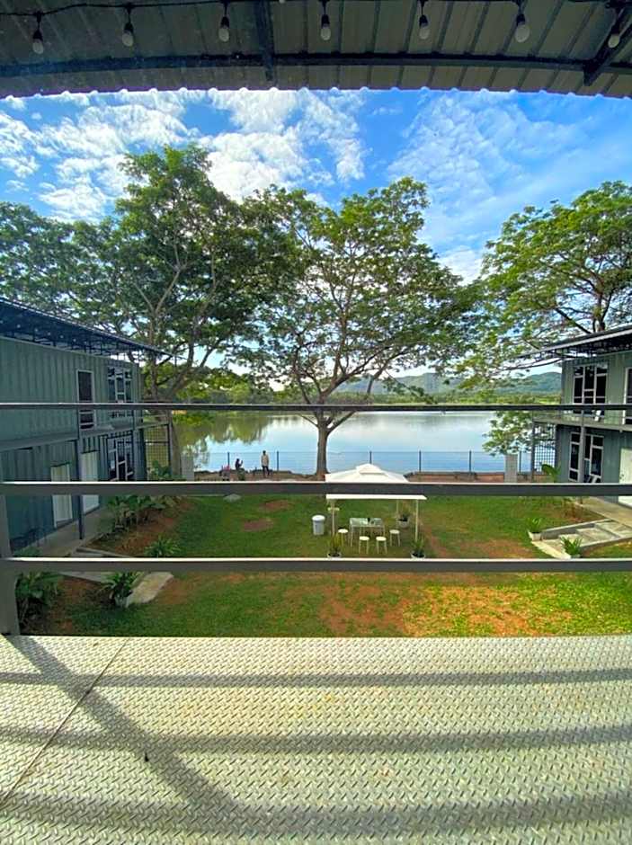 1108 Carebin Slim River