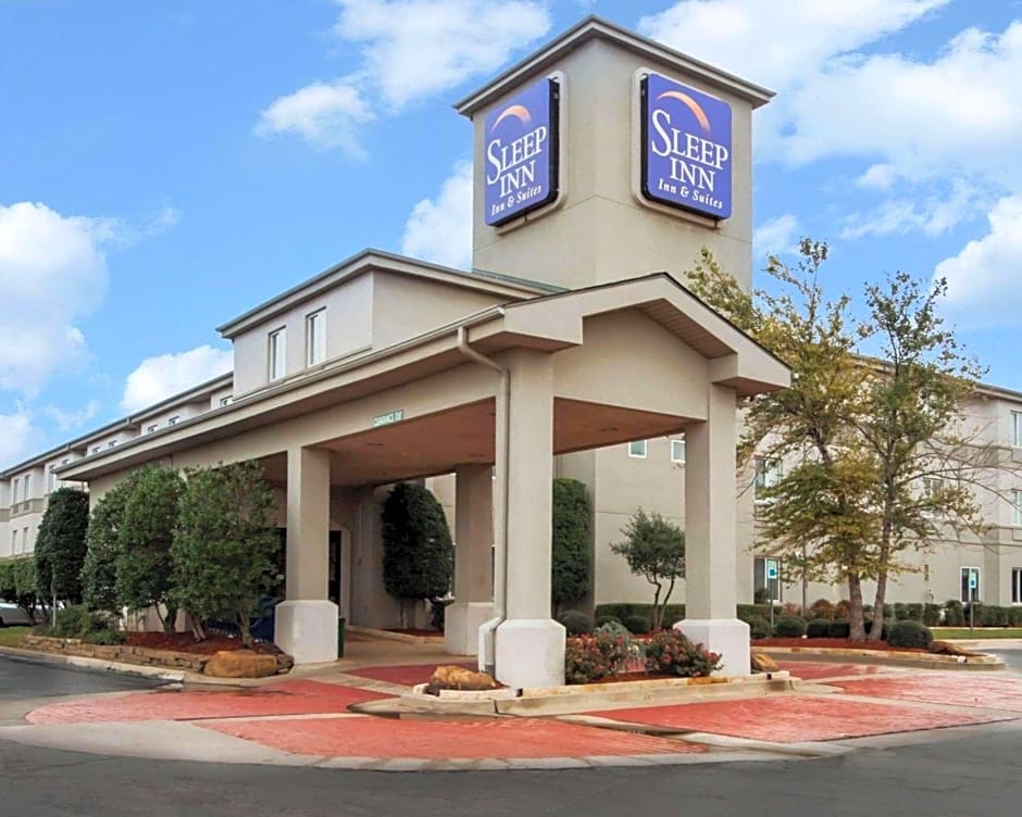 Sleep Inn & Suites Edmond near University