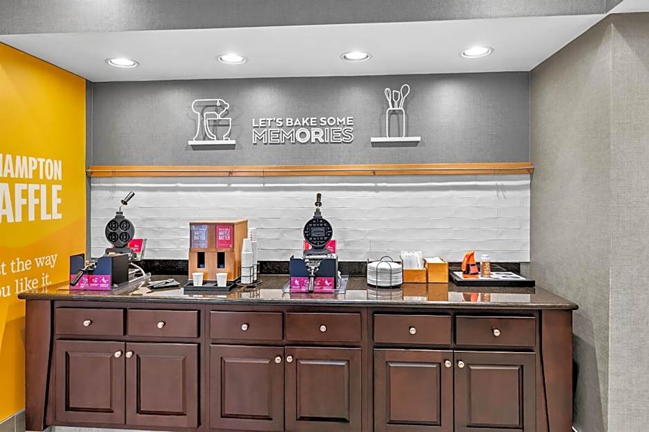 Hampton Inn By Hilton Middletown