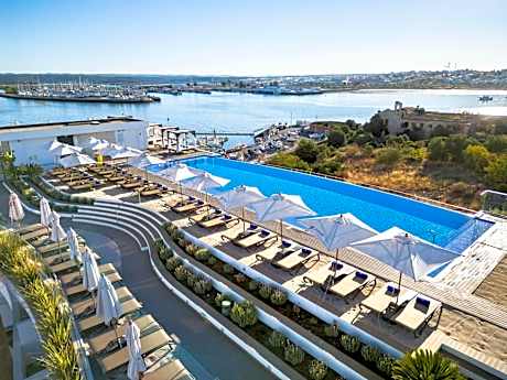 Jupiter Marina Hotel - Couples & Spa