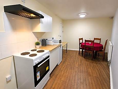 Apartment-Comfort-Private Bathroom