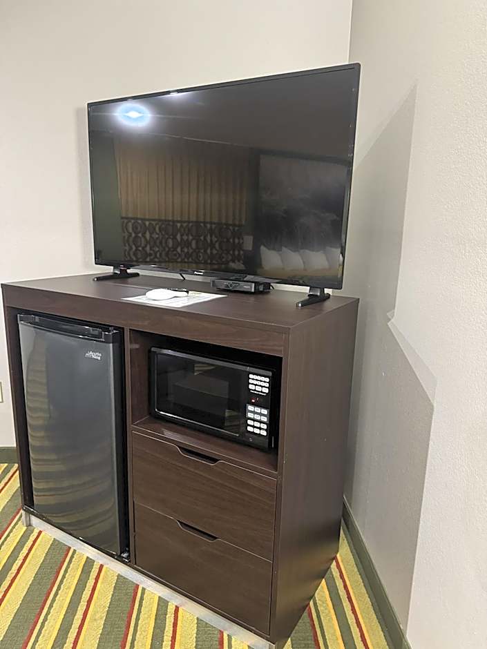 Super 8 by Wyndham Chanute