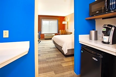 Standard King Room