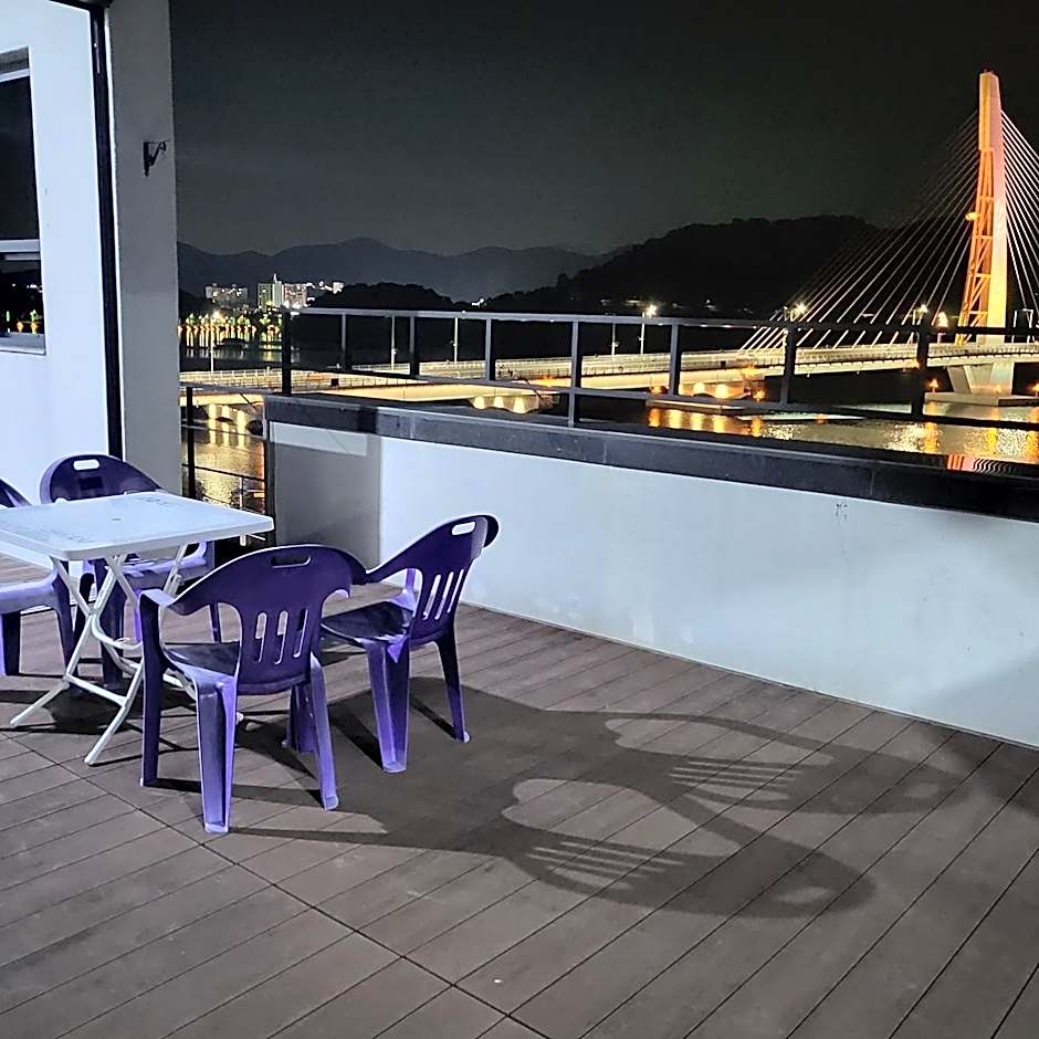 Sea Star Hostel