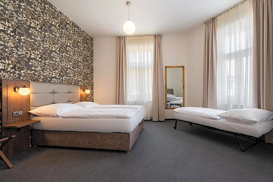 EA Hotel Victoria