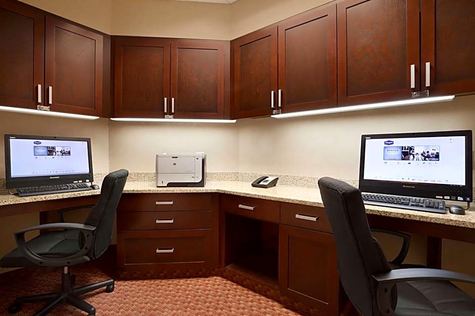 Hampton Inn By Hilton And Suites East Hartford