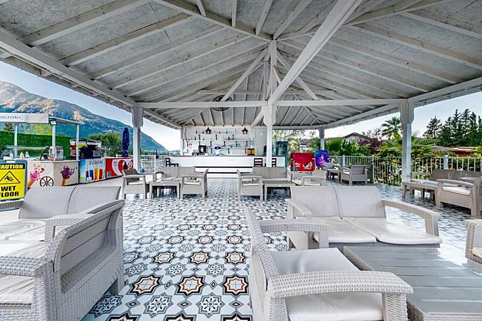 Sahra Su Holiday Village & Spa