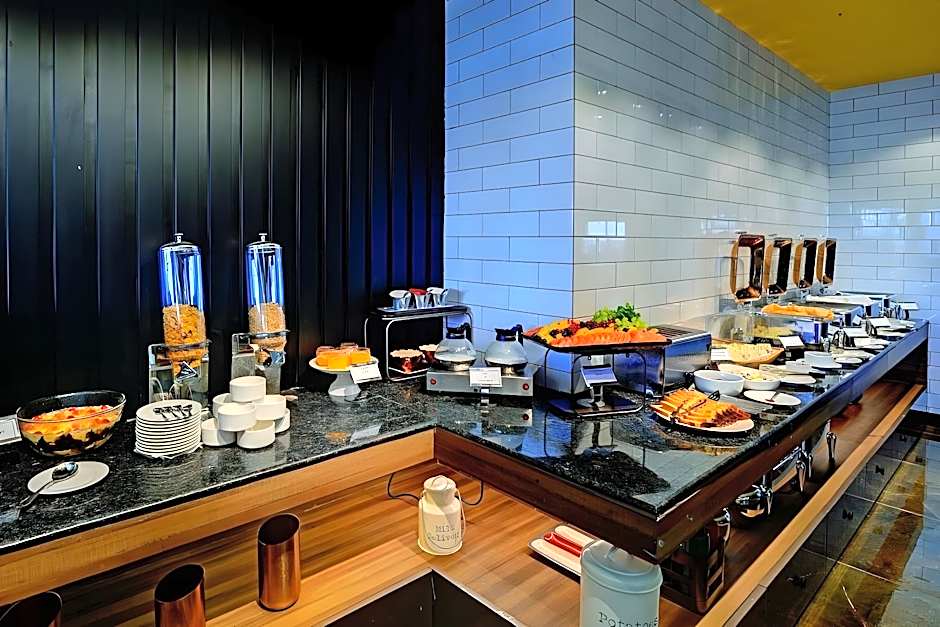 Udaan Clover Hotel & Banquets, Siliguri