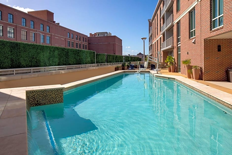 The Limited Hotel