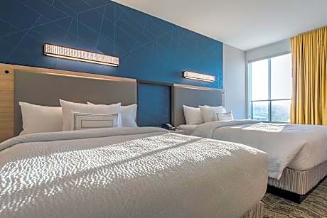 Suite, Multiple Beds (Hearing Accessible) (2 Queen Beds and 1 Double Sofa Bed)