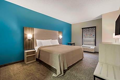 1 King Bed Accessible Non-Smoking