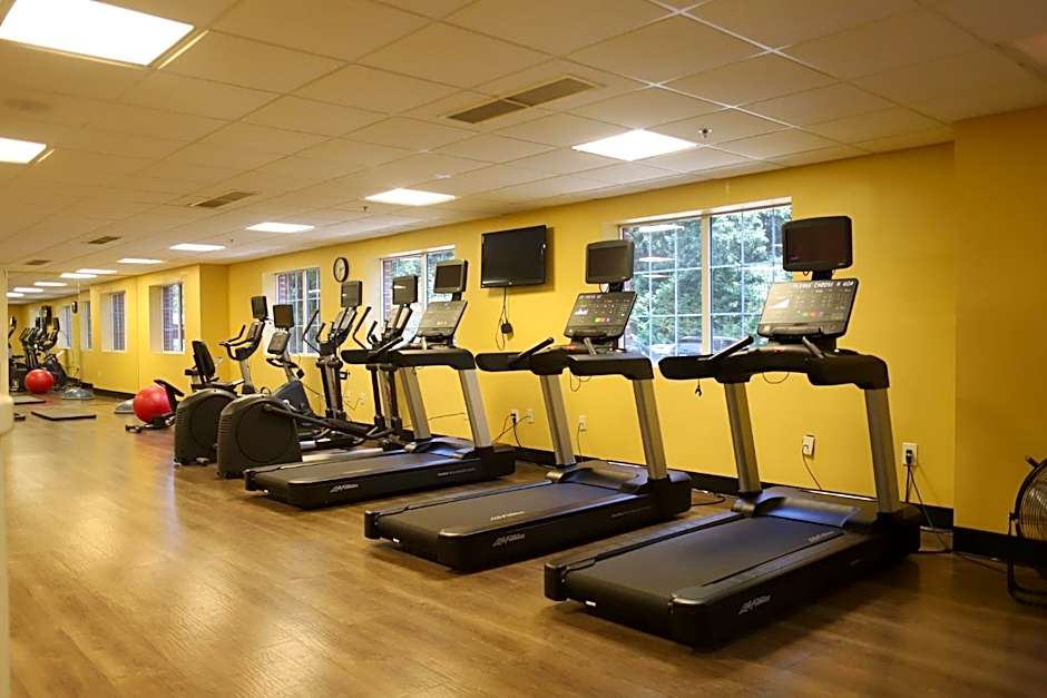 Holiday Inn Express & Suites Charlottesville - Ruckersville By IHG