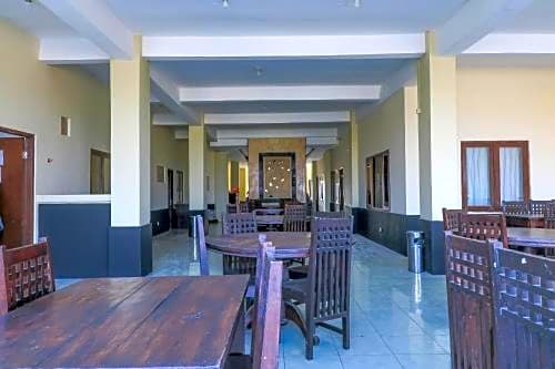 OYO 1054 Bayak Bali Hotel