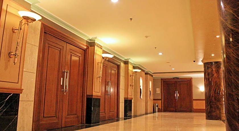 Tunjungan Hotel Surabaya