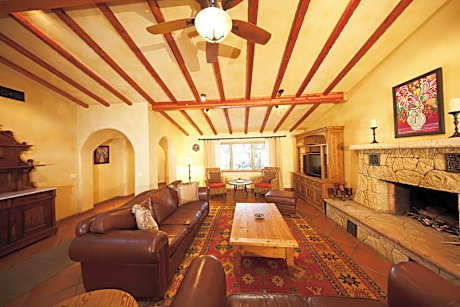 Deluxe Two-Bedroom Villa