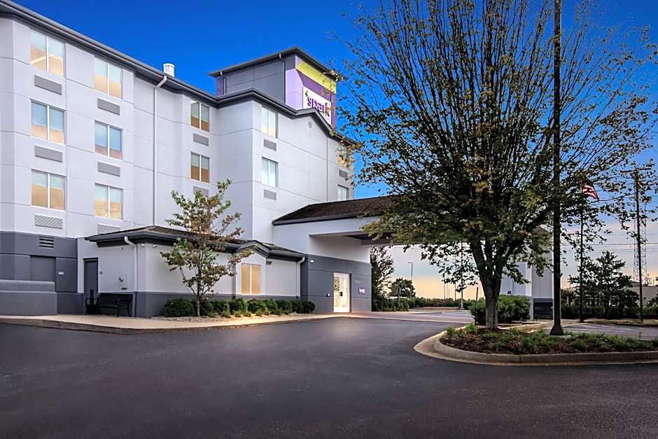 Spark by Hilton Lynchburg