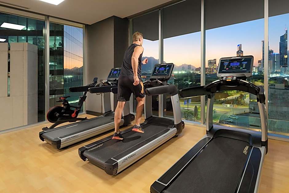 Hyatt Place Monterrey Valle