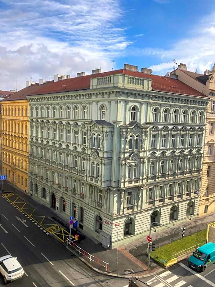 Brezina Pension