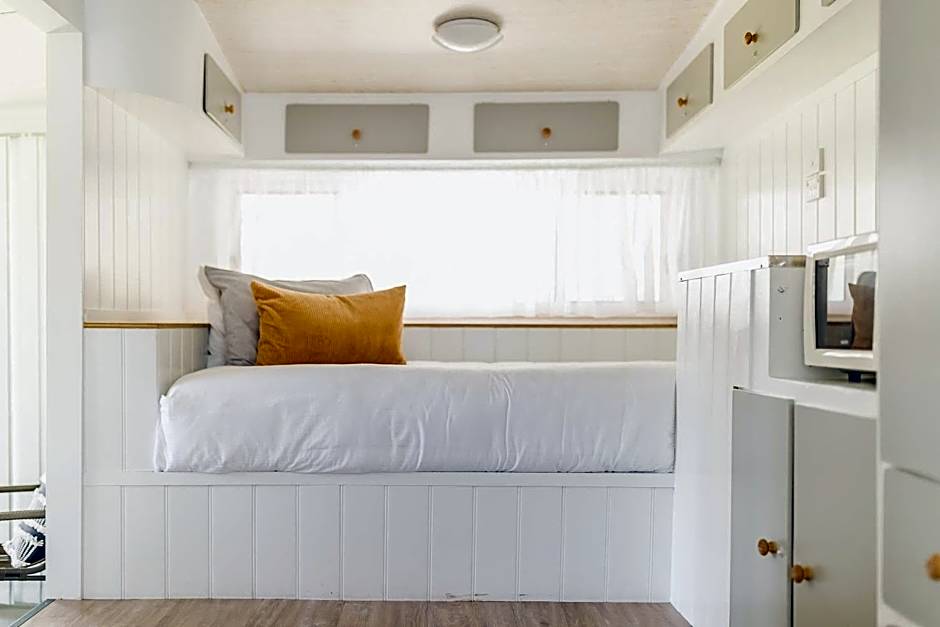 Surfside Cudmirrah Beach