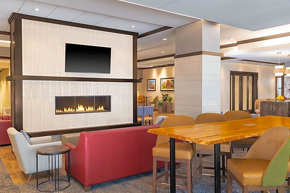 Hampton Inn By Hilton & Suites Madison Downtown