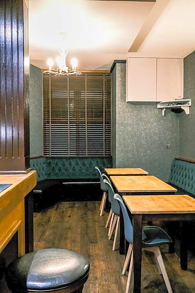 The Hillside Hotel & Restaurant