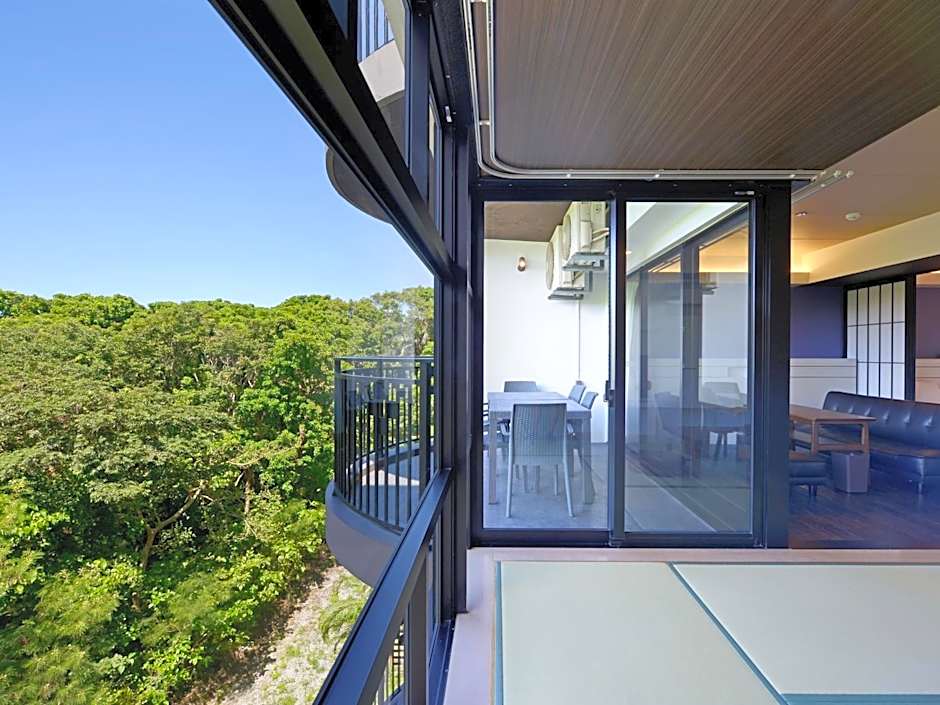 Karry CONDO CHURAUMI