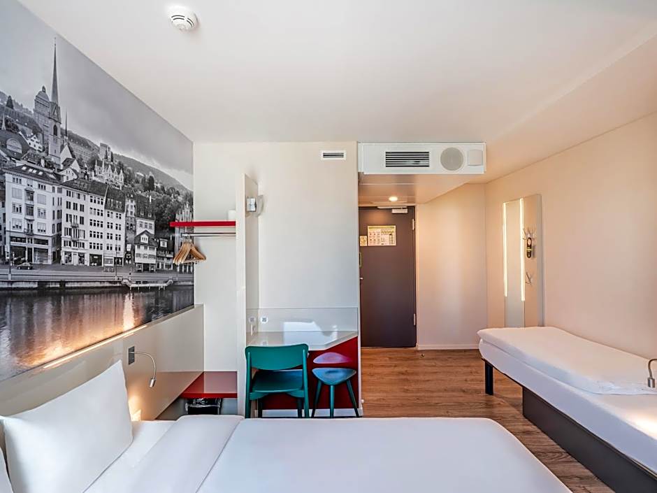 B&B HOTEL Zürich Airport