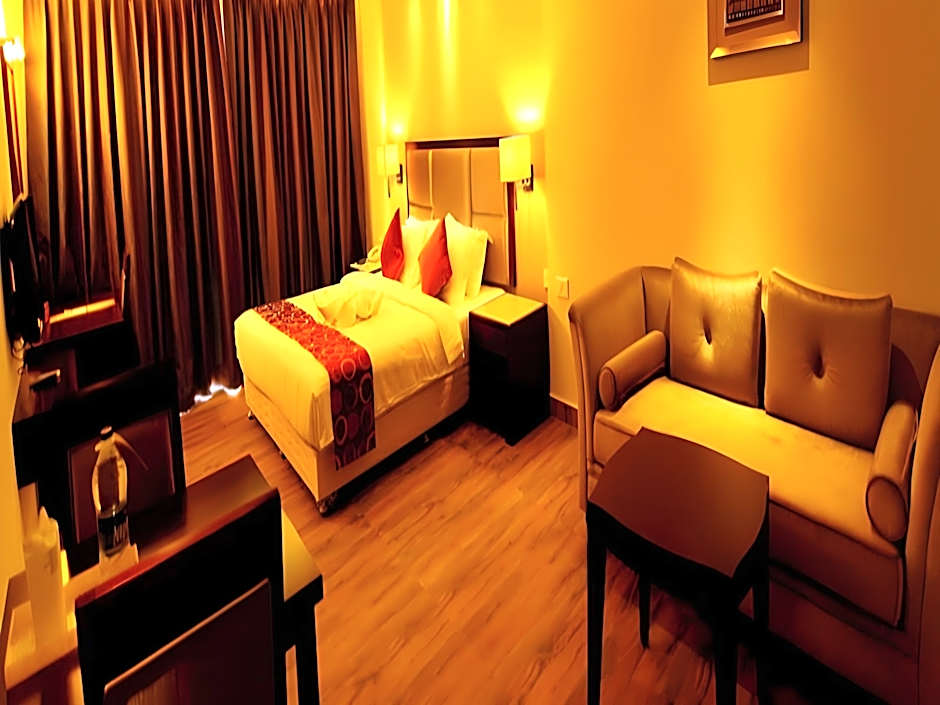 Paravoor Galaxy Hotel