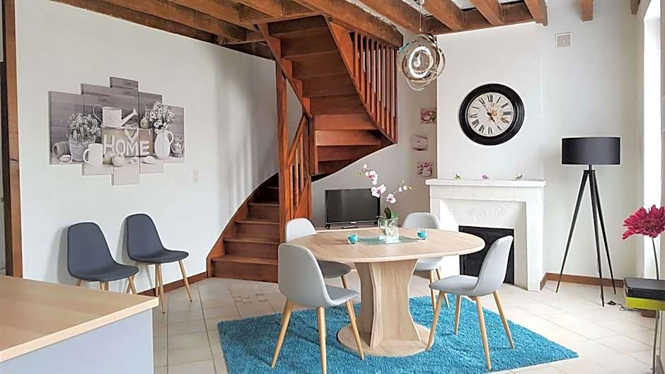 Gîte La Belle Aventure avec piscine et jacuzzi