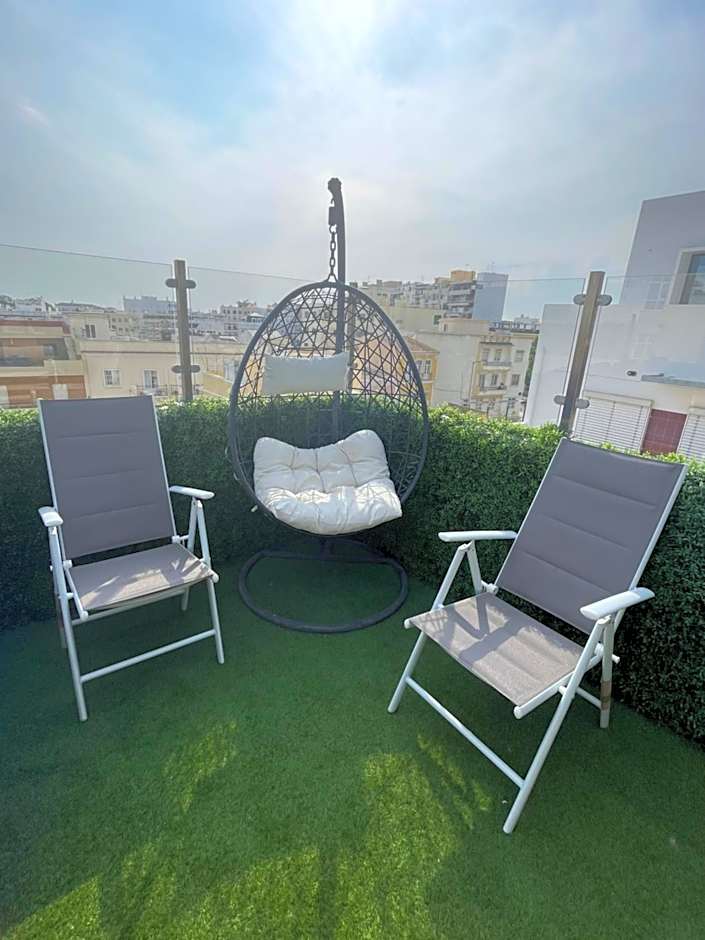 Sunny, The House - AL