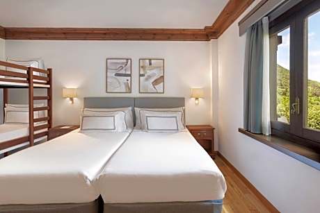 Family Room with Bunk Beds