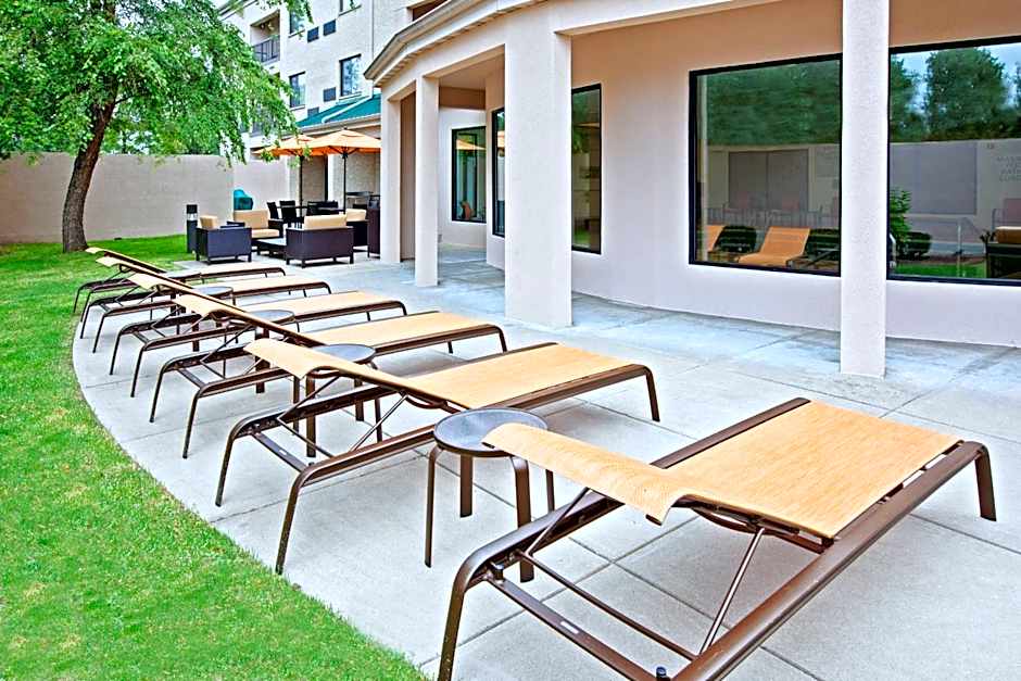 Courtyard by Marriott Mishawaka-University Area