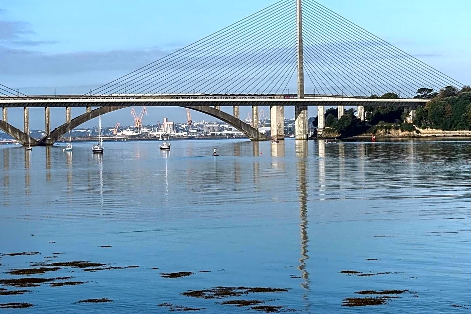 CHAMBRES D'HÔTES LOPERHET