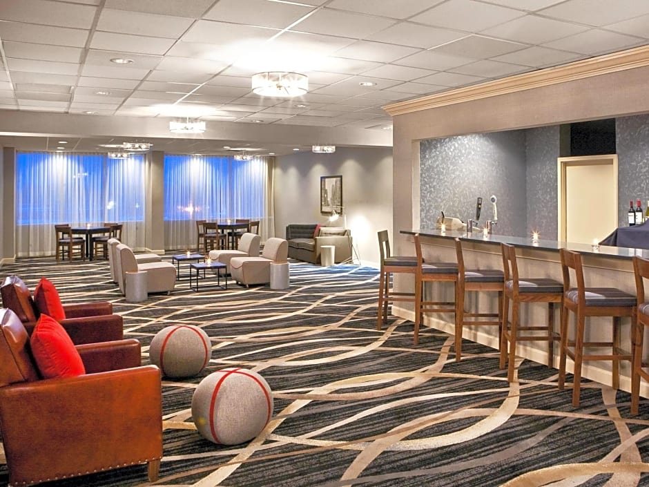 Four Points by Sheraton Cleveland Airport