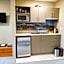 Blue Ridge Studios and Bed & Breakfast