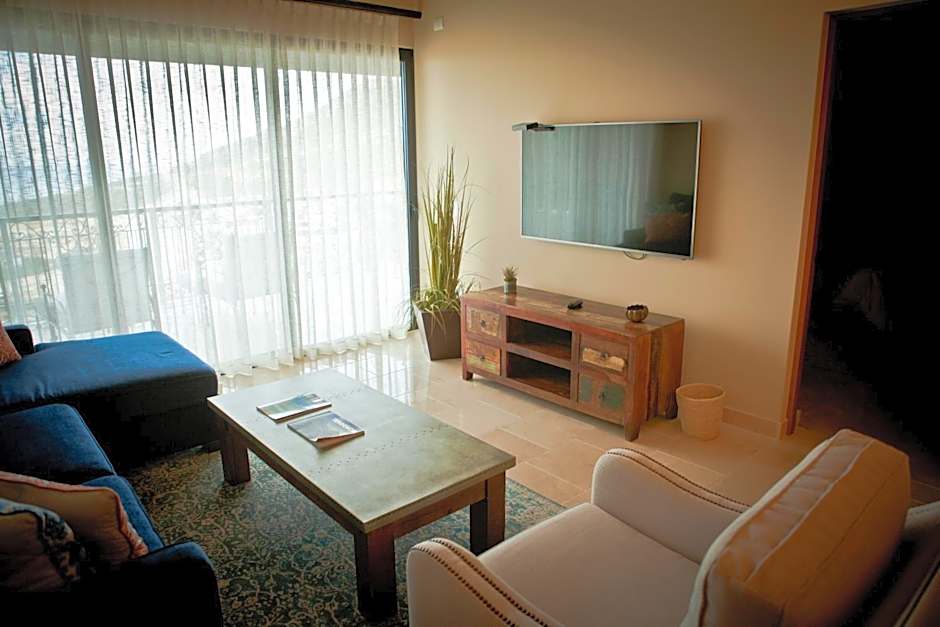 Quivira Los Cabos Condos and Homes -Vacation Rentals