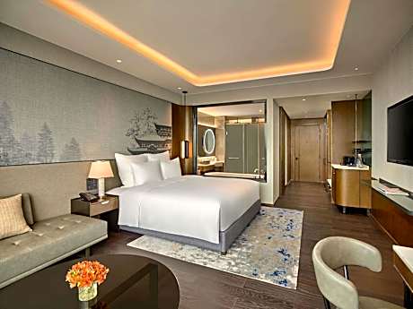 Deluxe Executive King Room - Lounge Access