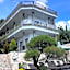 Grand Yuna Hotel Nusa Penida