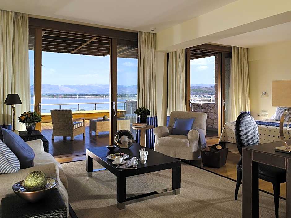 Photo 1 of 3 of Luxury Suite, Sea View
