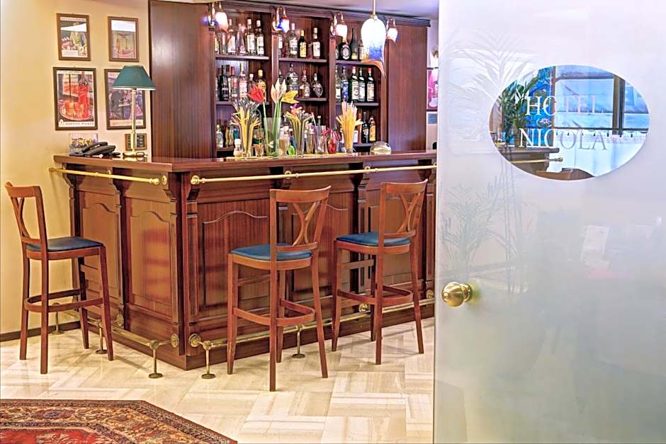 Nicola Hotel