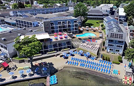 Surfside On The Lake