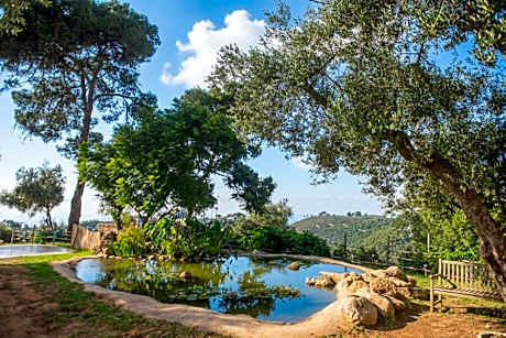 Beit Oren Hotel