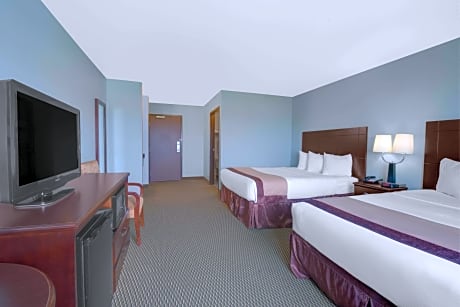 1 King Bed Mobility Accessible Room Non-Smoking