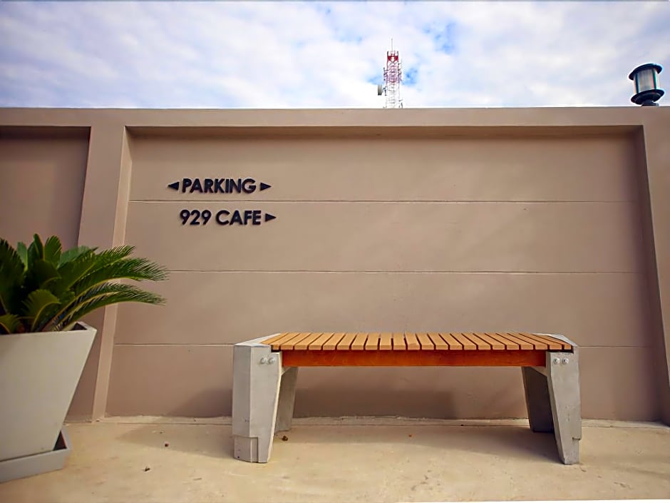 Bunprasop Garden Hotel