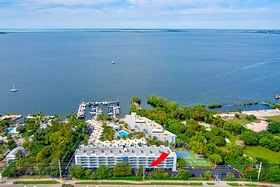 2BR in Key largo w pool and sunset views