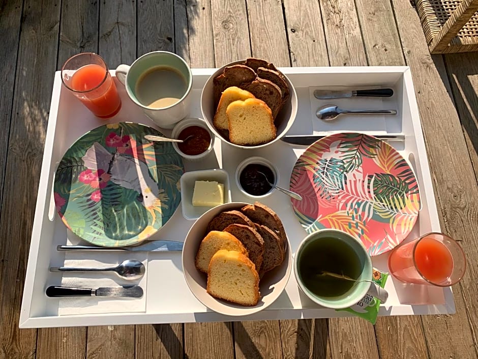 Chambre en Drôme Tropicale