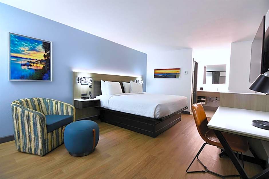 Best Western Point South